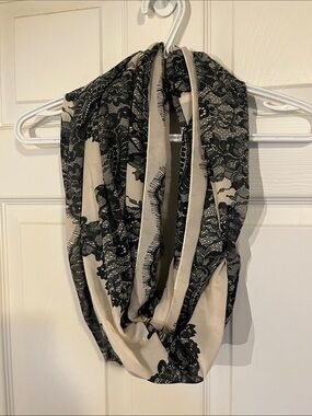 H&M infinity scarf